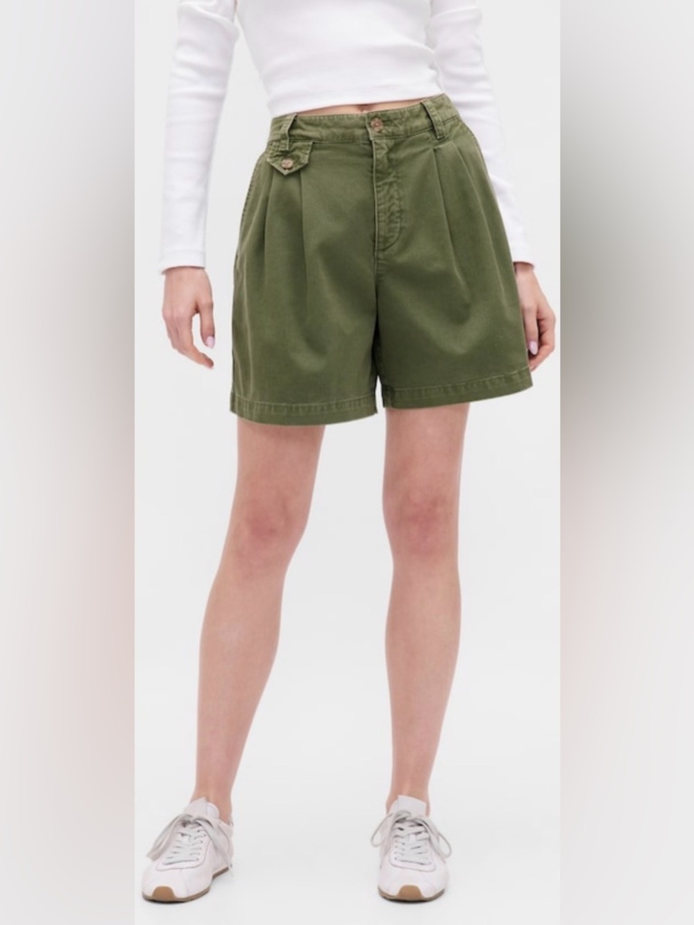 GAP Bracken Olive Green 6" Mid-Rise Twill Pleated Trouser Shorts - Picture 2 of 7